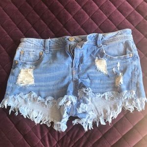 Almost famous size 7 jean shorts